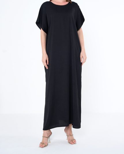 Luxurious inner dress made with lightweight fabric